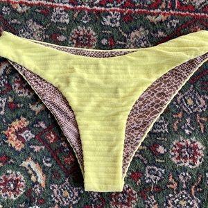 acacia zuma bottoms topaz in size small